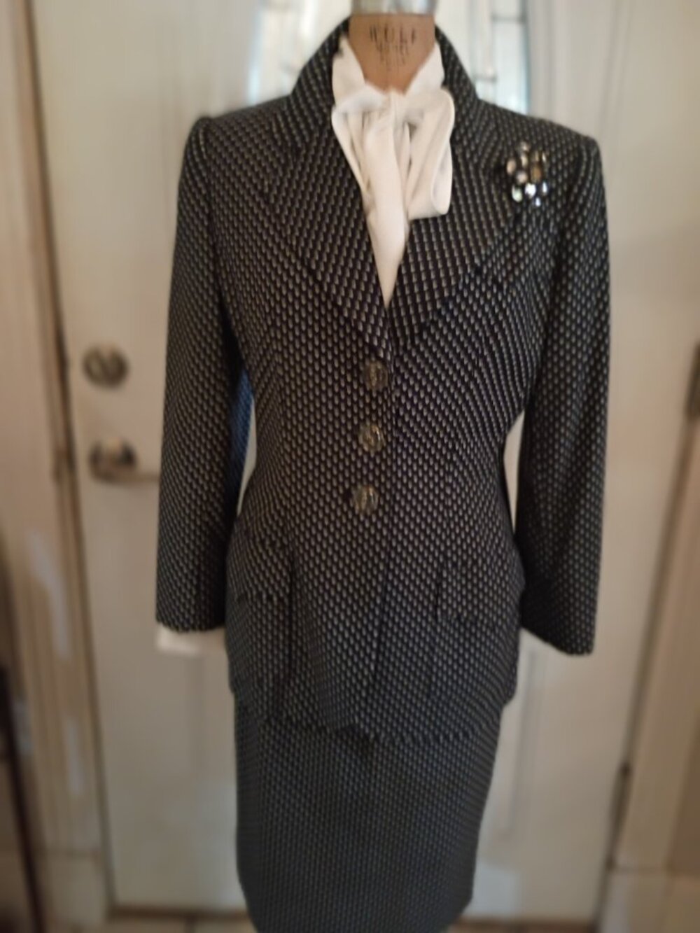 BILL BLASS AT HIS BEST